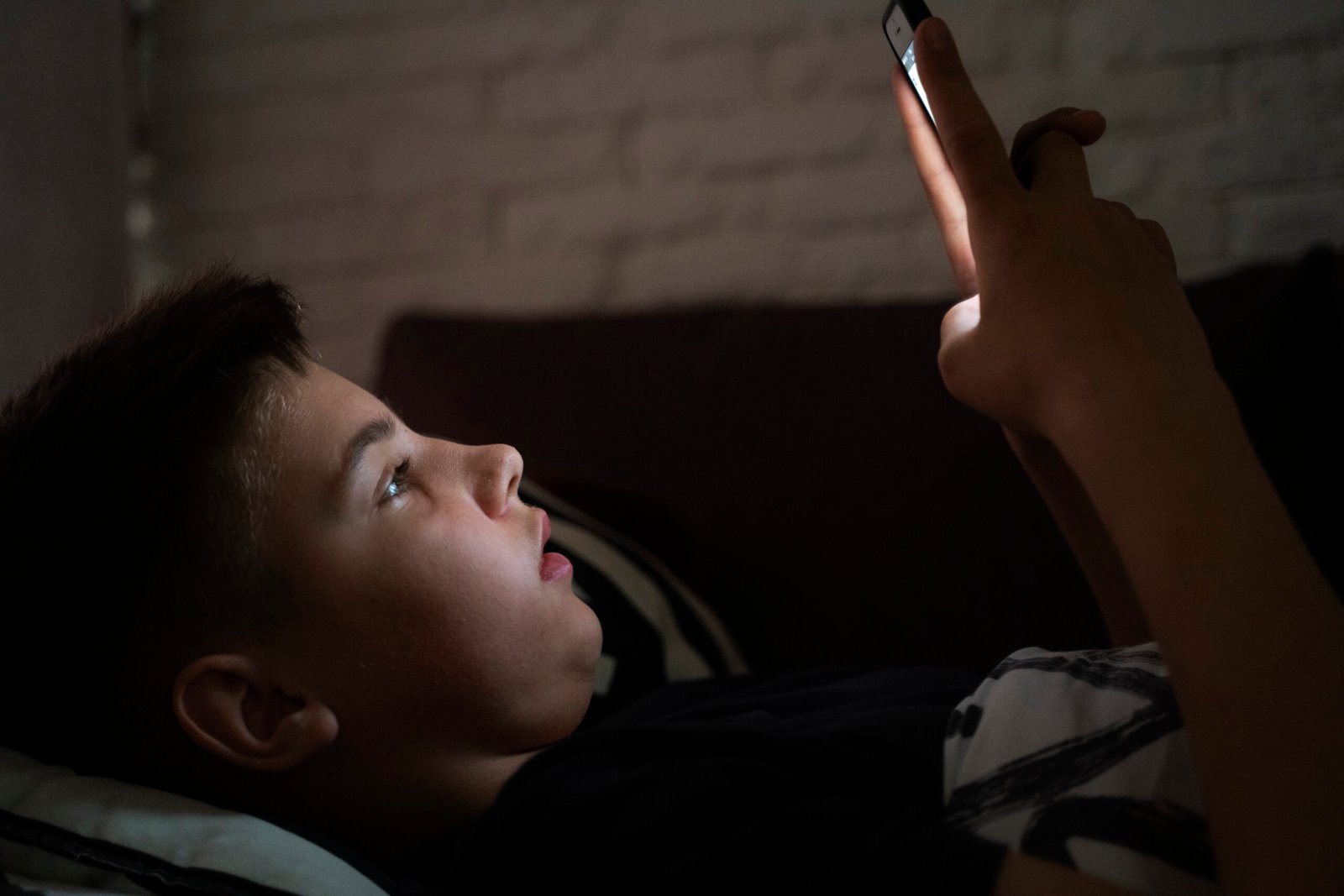 How to Manage Screen Time for Kids: Practical Tips for Today’s Parents